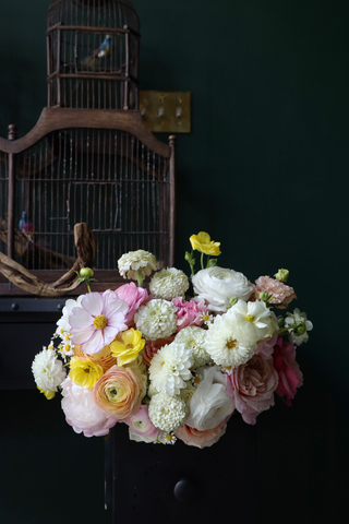 Bridal Shop Centerpiece ( Type D 2 )