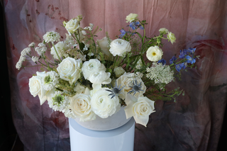 Bridal Shop Centerpiece ( Type E 3 )