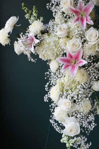 ETERNAL LIFE (SYMPATHY CROSS WREATH)