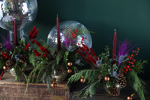 Purple Christmas decor ideas for an Edgy chic one -of-a kind Christmas  decoration